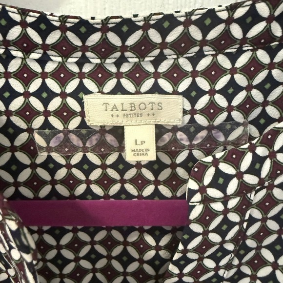 Talbots Petites LP Diamond‎ Geometric Print Red V-Neck Blouse Shirt Top Women - Picture 3 of 10
